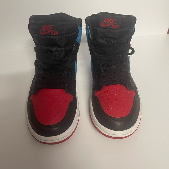 WMNS AIR JORDAN 1 HIGH OG 'UNC TO CHICAGO'. - Picture 13 of 13